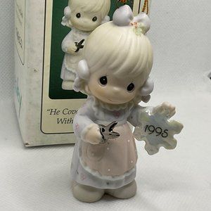 Vtg 1995 Precious Moments Ornament “He Covers The Earth With His Beauty”